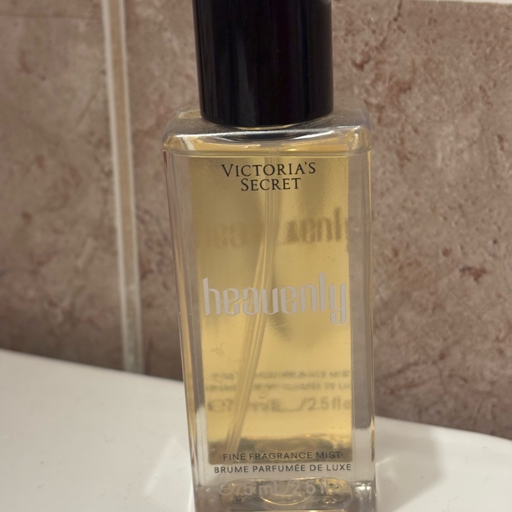 Victoria's Secret Heavenly Fragrance Mist - Black and Gold